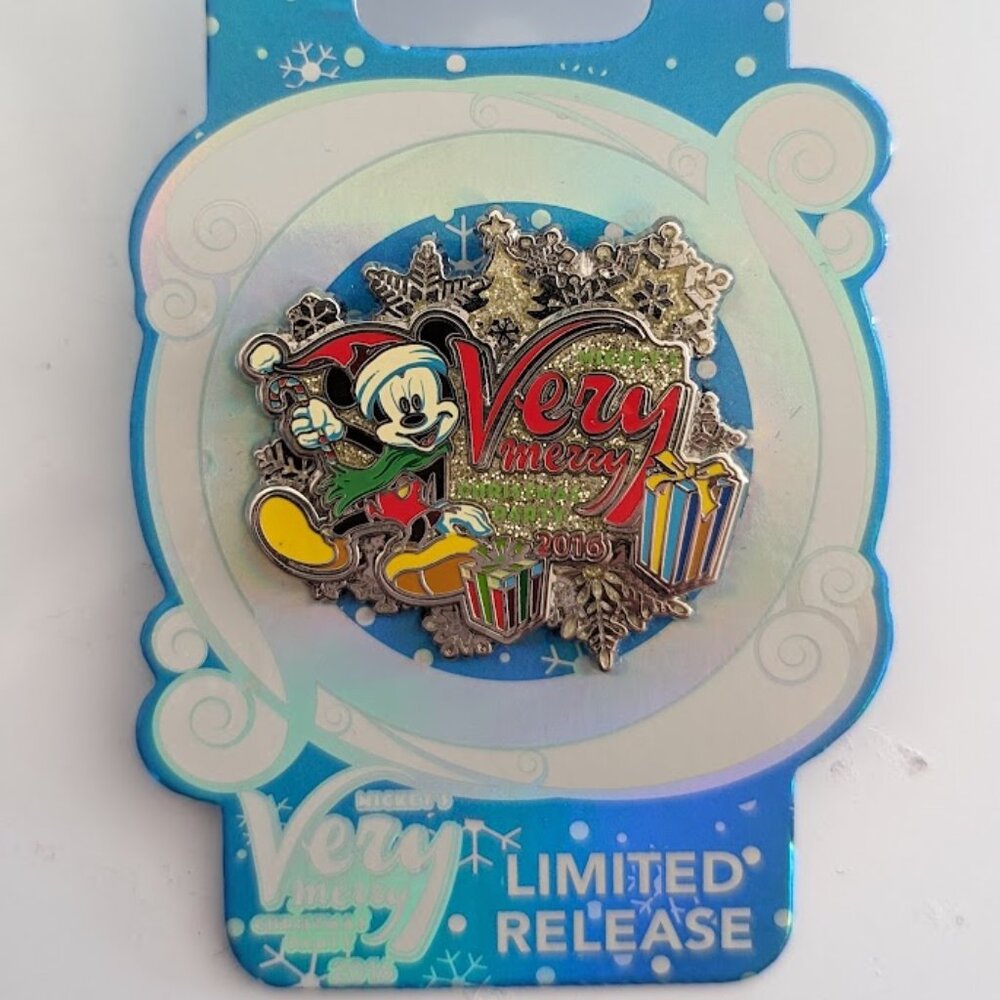 Disney Very Merry Christmas Party 2016 Limited Edition Pin